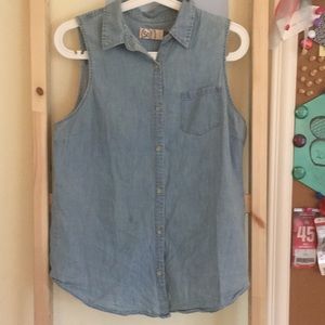 Sleeveless jean top